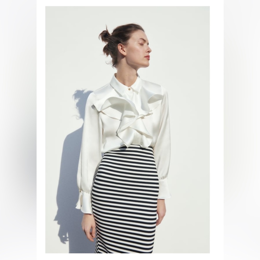 NWOT ZARA small RUFFLED SATIN SHIRT OYSTER WHITE with flower cuff detail